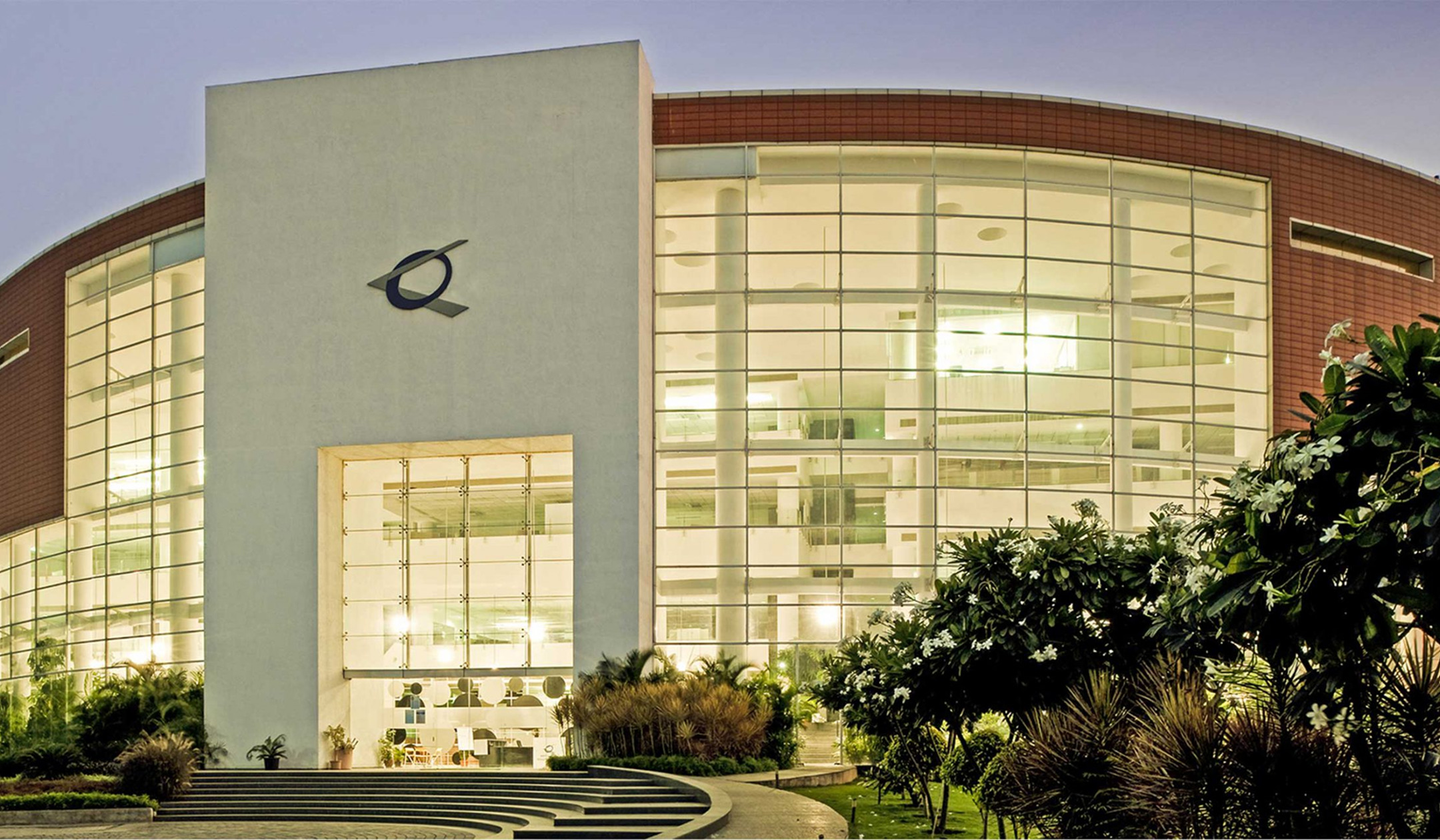 Pioneers in Pharmaceutical & Industrial Construction